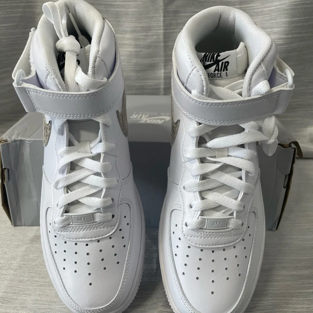Nike White and Snake Pattern Air Force 1 swoosh retro Sneakers woman’s